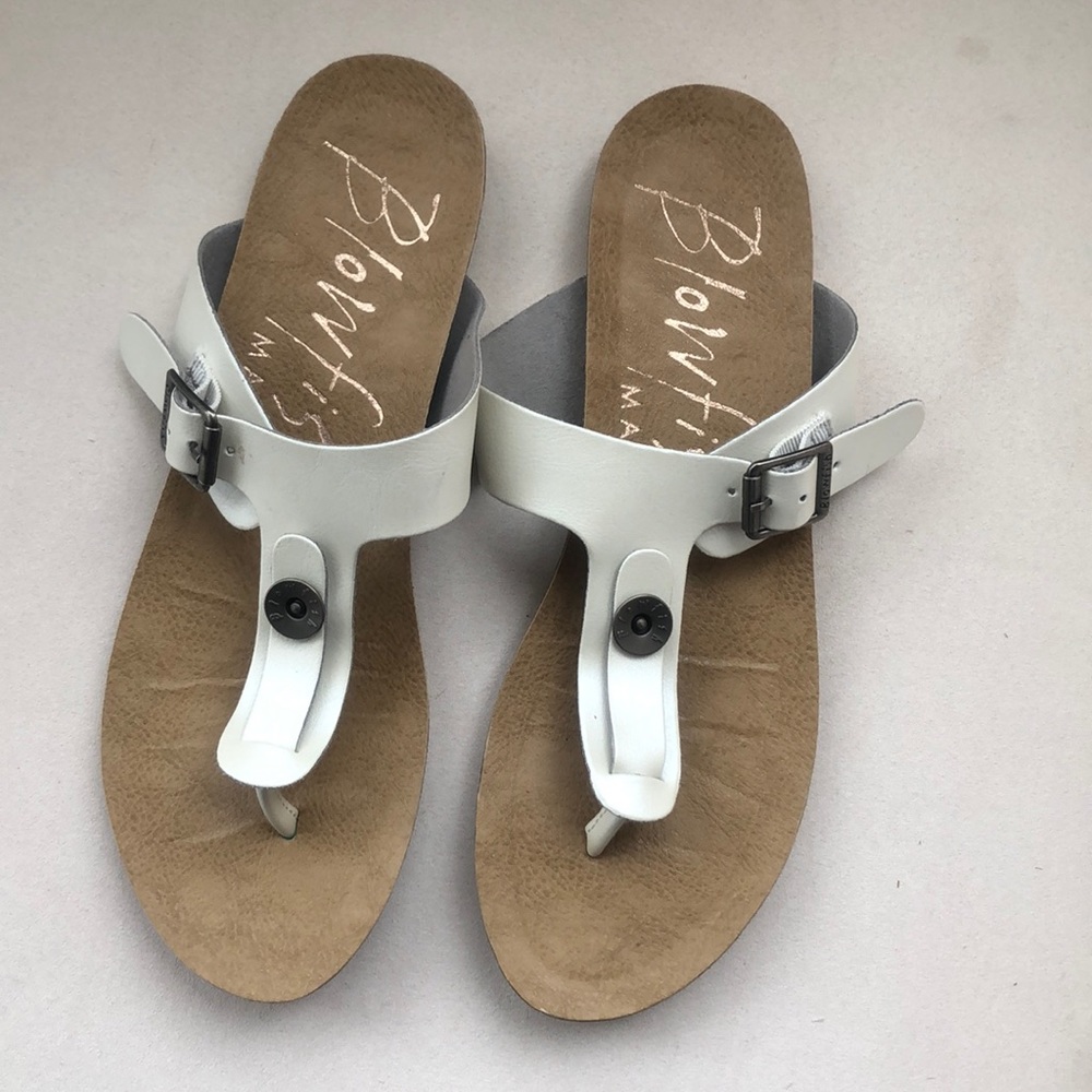 Blowfish white sandals